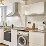 Bebarceloner Eixample Duplex Апартаменты