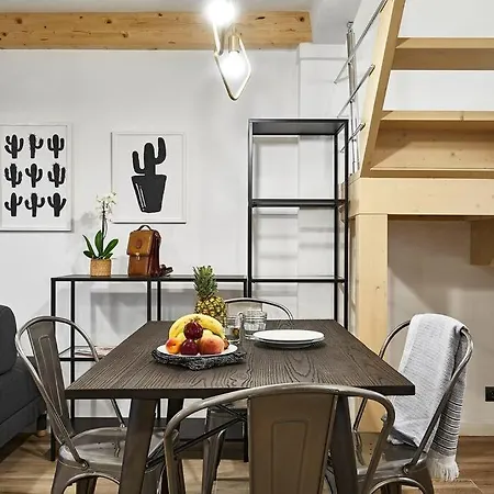 Bebarceloner Eixample Duplex Apartment Barcelona