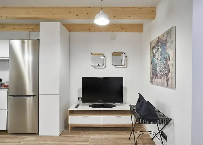 Bebarceloner Eixample Duplex Apartment *